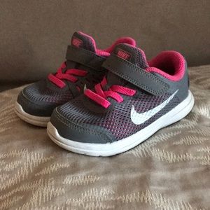 Nike toddler size 7